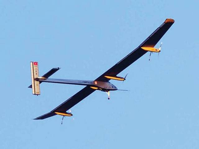 Solar-powered plane for coast-to-coast flight 