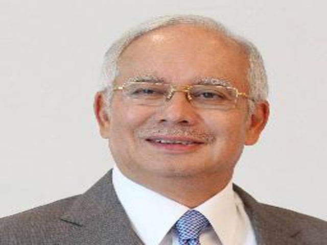 Najib vows more cash for Malaysians