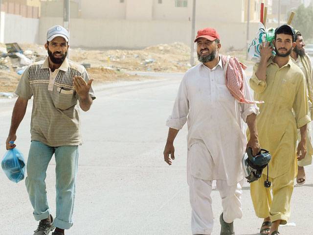 Saudi labour restrictions spark anger, fear among expats