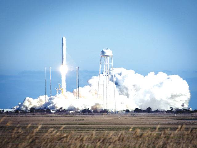 Antares rocket makes test flight