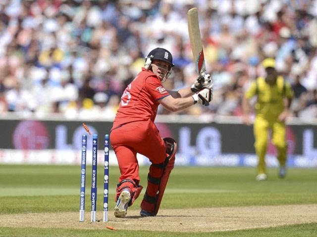 Bell tolls for Aussies as England win