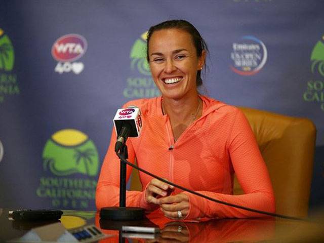 Hingis says singles not in comeback plans