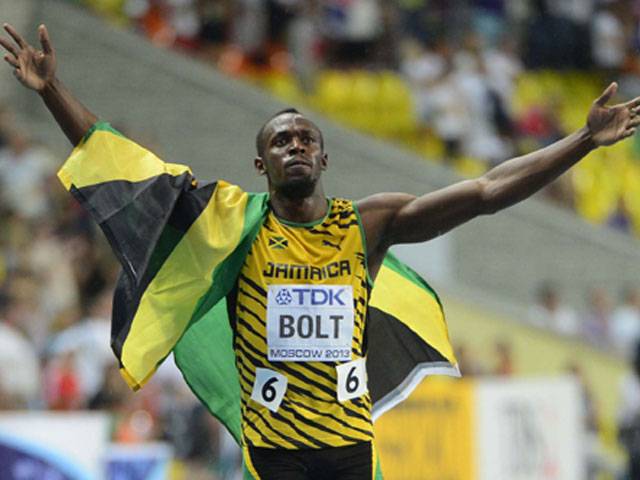Bolt regains world 100m title in emphatic style