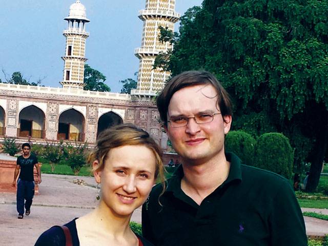  Europeans see Pakistani beauty 