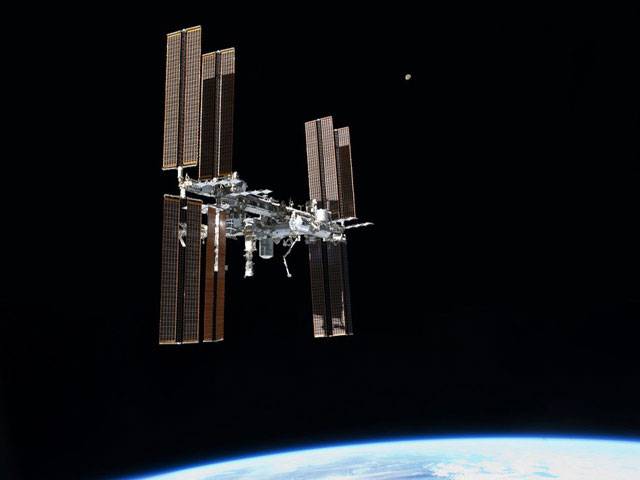 China aims for space station by 2023