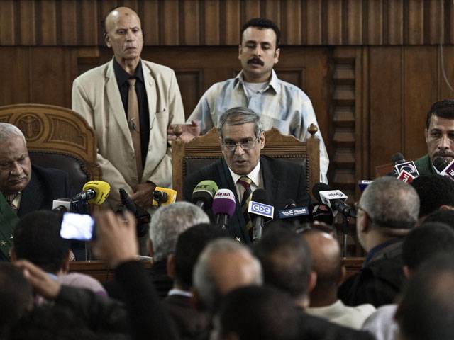 Egypt judges withdraw from Brotherhood chief’s trial
