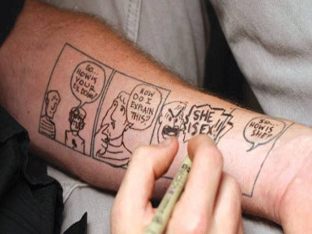 Tattoo turns arm into a comic