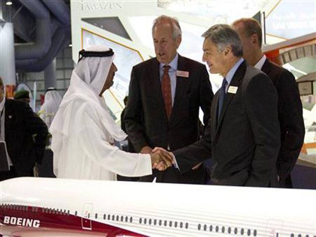 Airbus and Boeing sign Gulf supplies deals