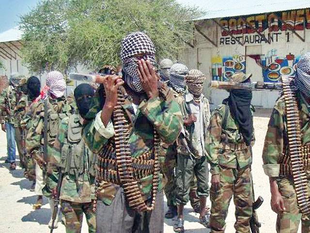 Shebab suicide commandos kill 16 in Somali police attack