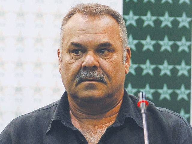 Whatmore eyes farewell on victory note