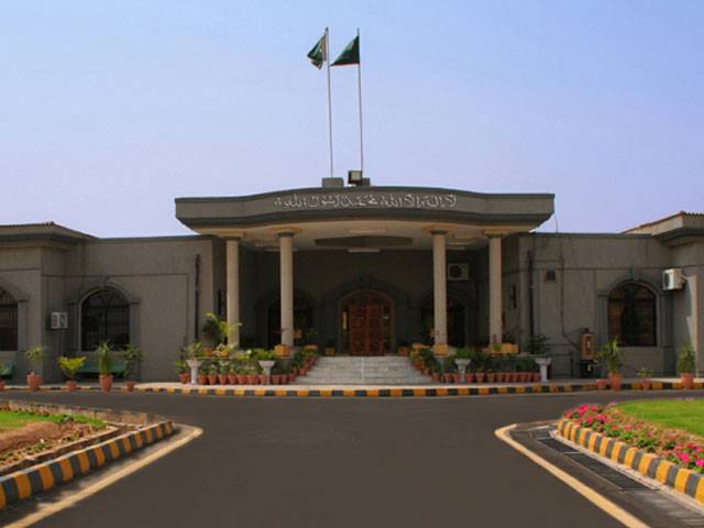 Pemra chief moves IHC against non-compliance 