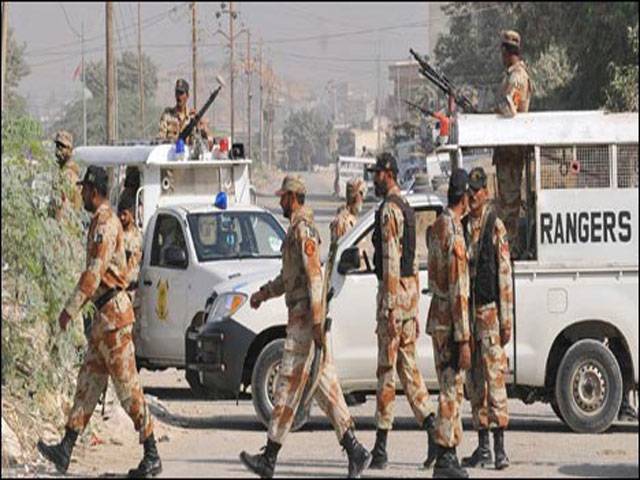 Gangster killed in Lyari shootout 