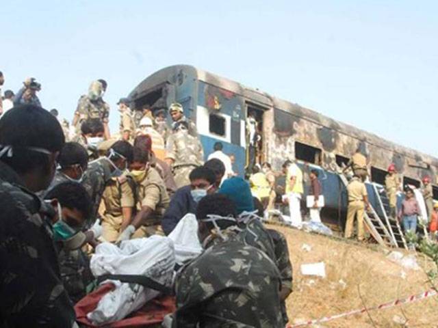Indian train inferno kills 26