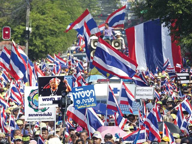 Thai protesters march again to topple govt