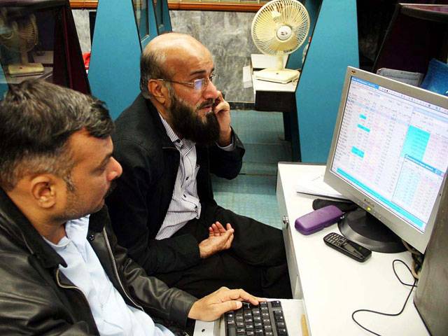 KSE crosses 27,000 psychological mark on unchanged policy rate