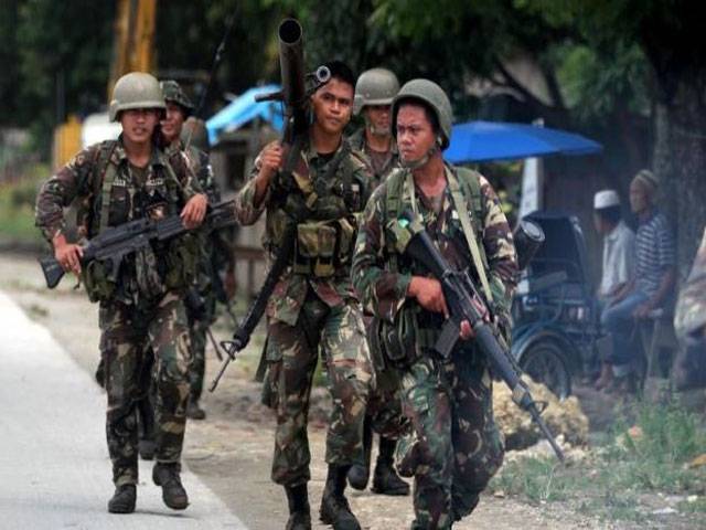 Philippine military attacks Muslim renegades