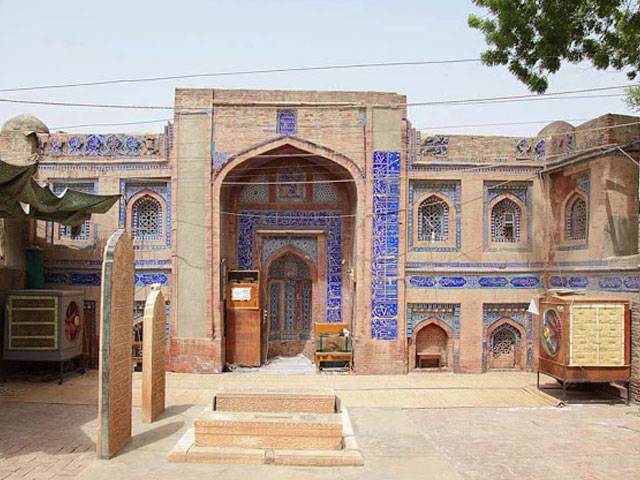  A Mughal period mosque in Multan