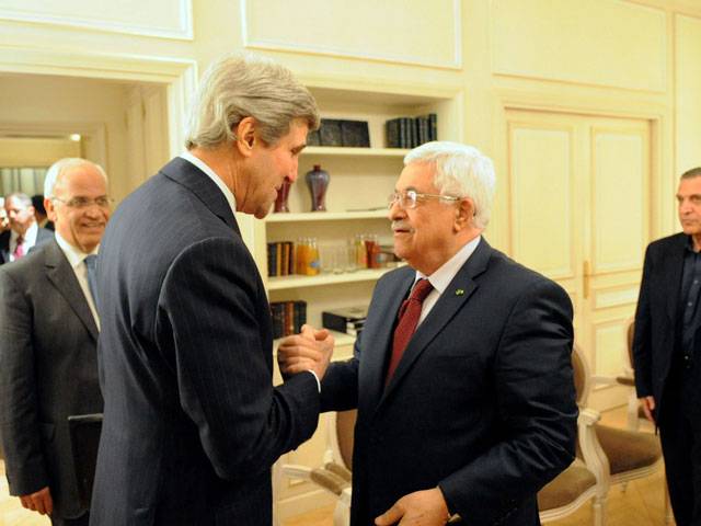 Kerry holds new Paris talks with Abbas