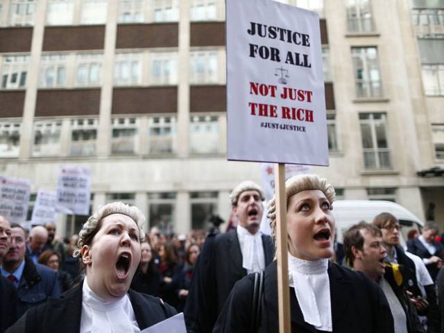 Barristers protest