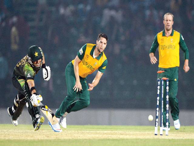 South Africa hammer Pakistan in warm-up