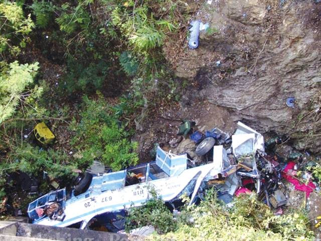 At least 27 dead in north Thailand bus accident