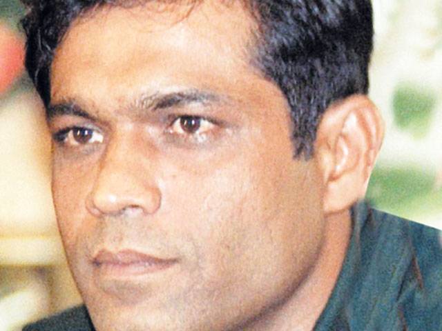 \'Tarnished\' ex-pros made Latif snub Pakistan job