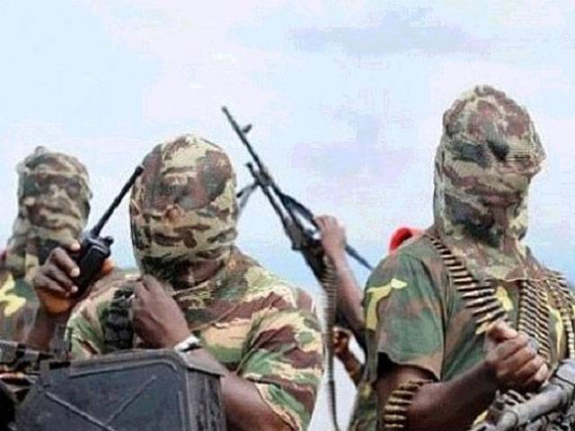 Nigeria gunmen raze teachers residence at school