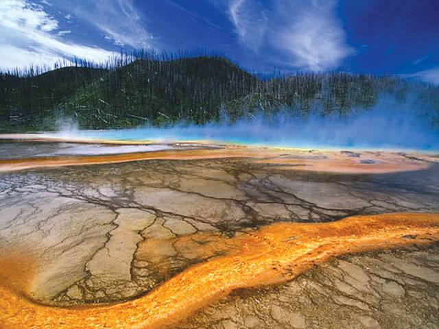 No Yellowstone mega-eruption coming