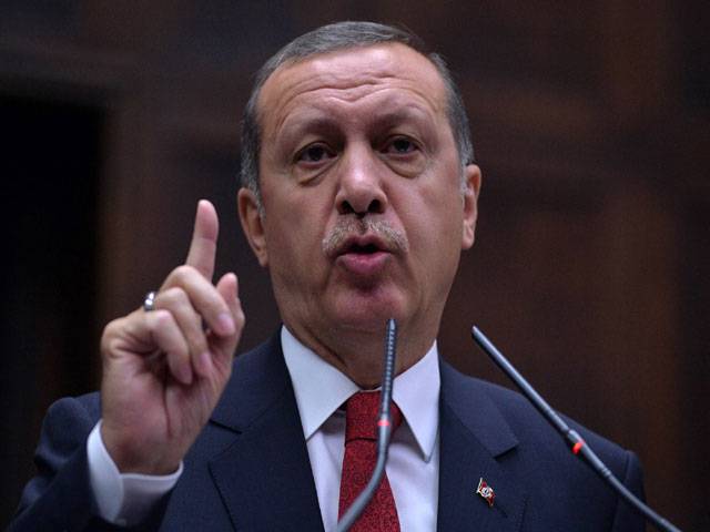 Turkey PM rebuffs criticism over press freedom