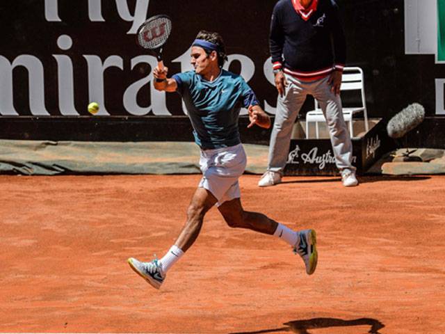 Federer loses to Chardy in Rome