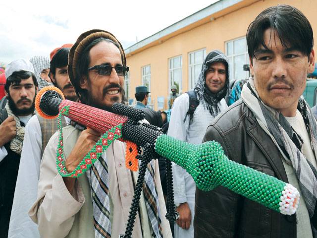 Taliban infighting hampers peace talks