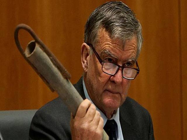 Australian senator brings \'bomb\' to parliament