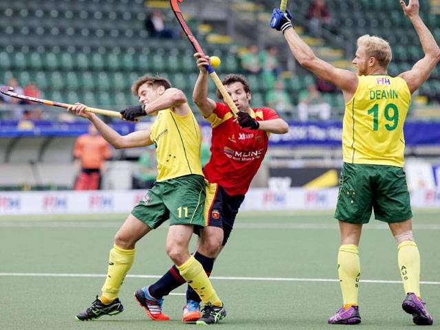 Australia hammer Spain for second victory