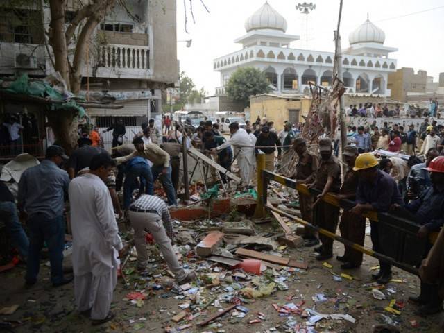 2 killed, 4 injured in Karachi explosions