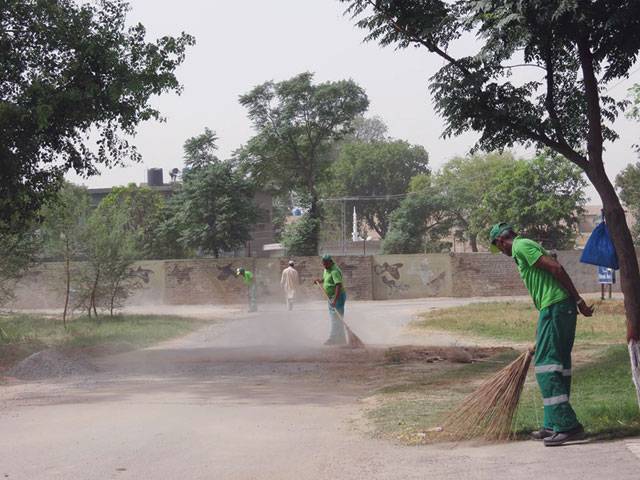 Albayrak cleans Rangers Headquarters