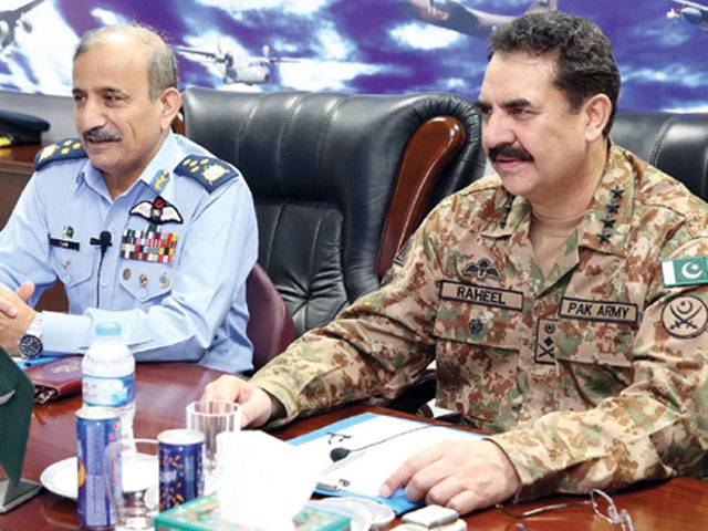 Army, air chiefs agree on strategies to hit militants harder 