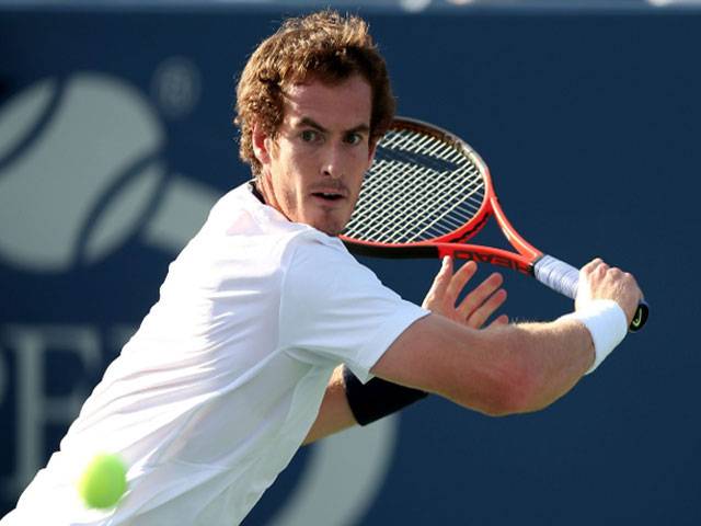 Murray puts down a marker as seeds stumble