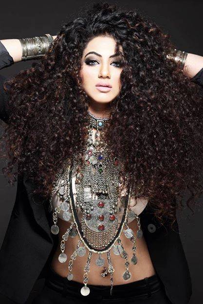 ANNIE KHALID: Maahiya girl exploring new avenues