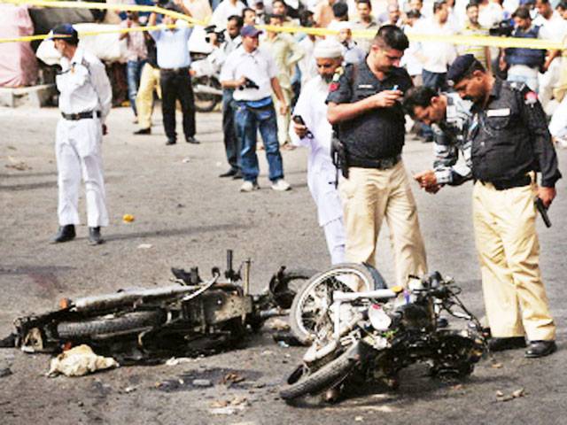 Karachi blast outside mosque kills two