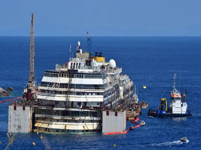 Italy cruise ship removal gets go-ahead