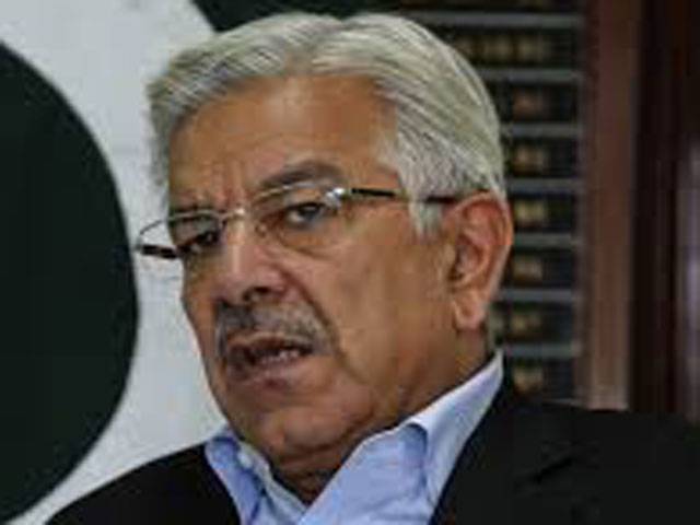 Kh Asif offers quick-fix to KP\'s power problems