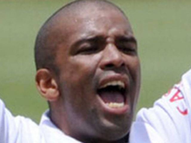 Philander fined by ICC for ball tampering
