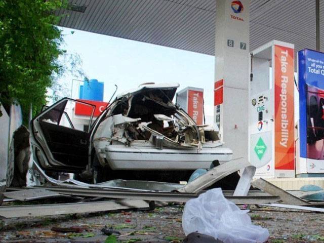 CNG cylinder blast kills 4 in Peshawar