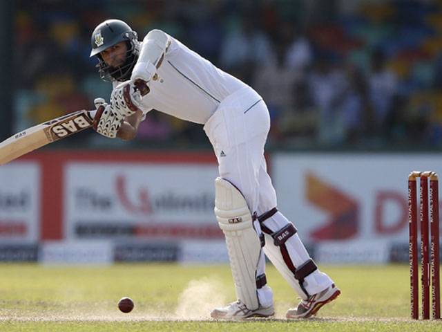 Amla leads South Africa fightback on day two