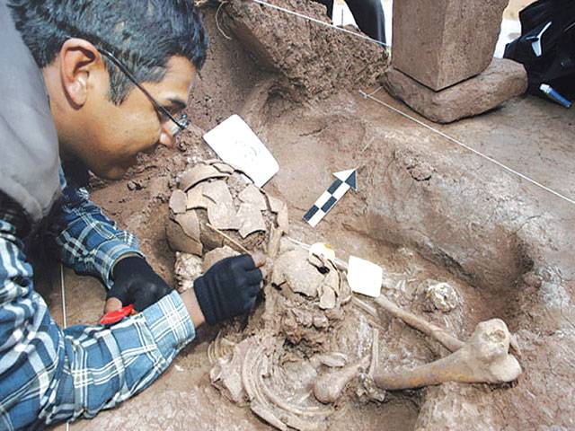 Hundreds of human skeletons found in Bolivia