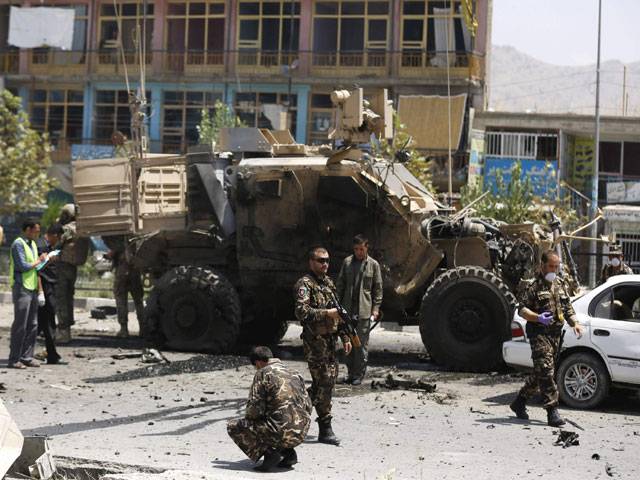 4 killed in Kabul suicide attack on Nato convoy