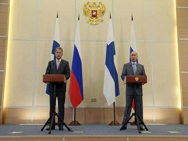 Russian President greets his finish counterpart Sauli Niinisto