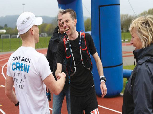 Briton sets record for ultramarathon along Berlin Wall’s path