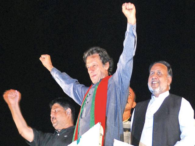Imran asks PM to resign for 30 days