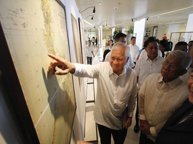 Philippines displays ancient maps 